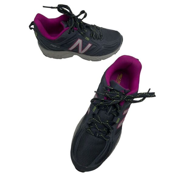 New balance dark grey and pink size 8 - Picture 9 of 14